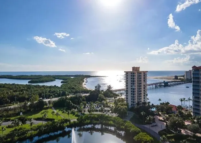 Perfect Island Escape - Beach, Pool, Restaurant & More! -Fmb Condo Island Paradise - Roelens